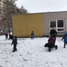 MŠ - První sníh - zahrada